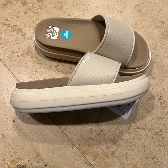 Reef Bondi Bay Cushion Slides - Picture 11 of 15